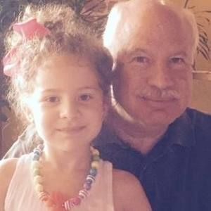 Meet your Posher, Howard